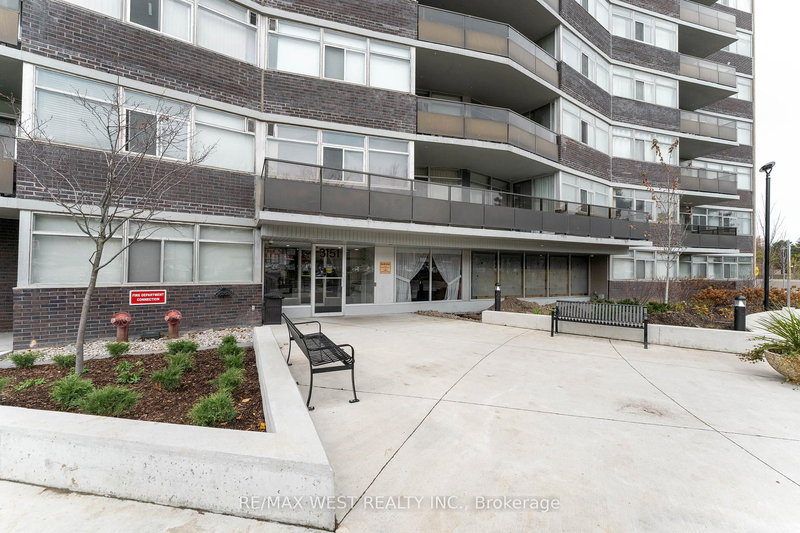 2307 - 3151 Bridletowne Circ, Toronto, M1W 2T1 | Image 3