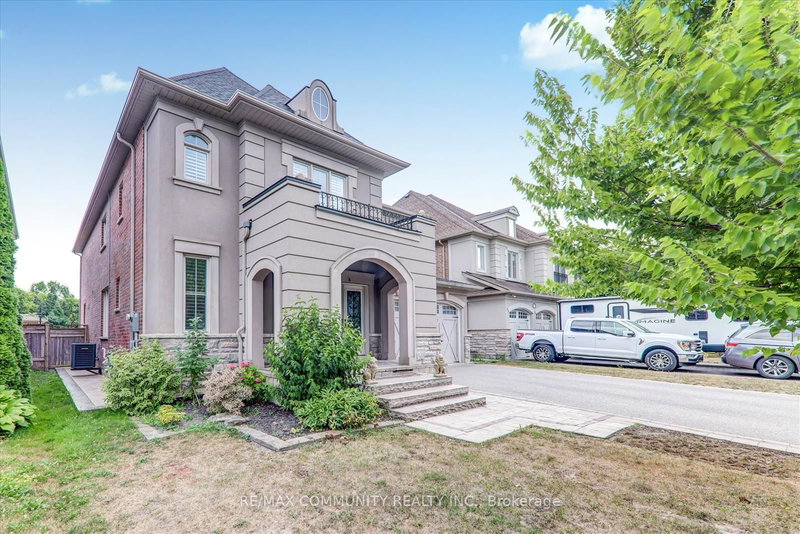 429 Staghorn Rd, Pickering, L1W 2M8 | Image 3