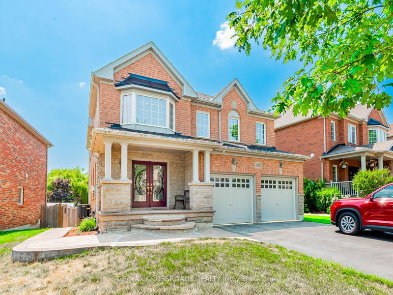 1373 Wallig Ave, Oshawa, L1K 0J5 | Image 3