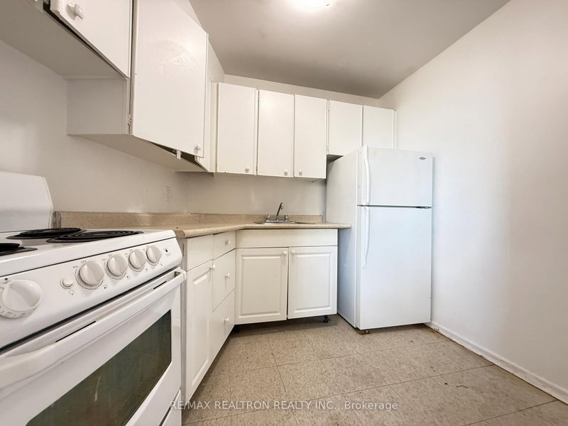 510 - 500 Dawes Road