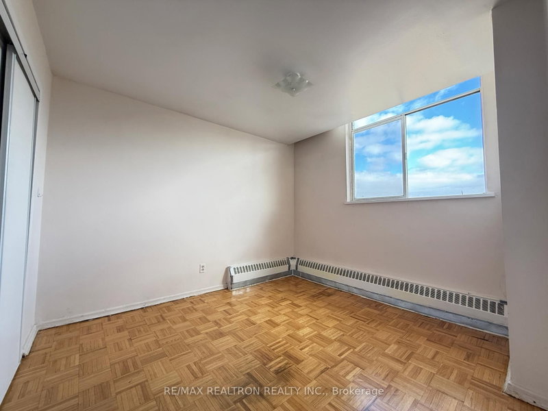 419 - 500 Dawes Road
