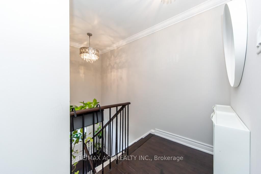 Townhouse for sale at 149-50 Scarborough Golf Club Road, Toronto, Ontario, M1M 3T5 - Scarborough Village - MLS: E12576876