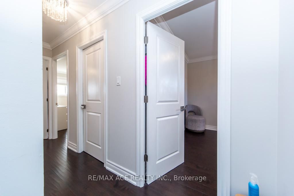 Townhouse for sale at 149-50 Scarborough Golf Club Road, Toronto, Ontario, M1M 3T5 - Scarborough Village - MLS: E12576876