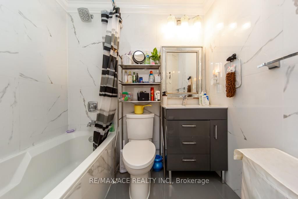 Townhouse for sale at 149-50 Scarborough Golf Club Road, Toronto, Ontario, M1M 3T5 - Scarborough Village - MLS: E12576876