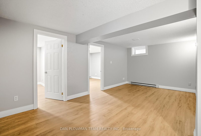 476 Albert St, Oshawa, L1H 4S6 | Image 2