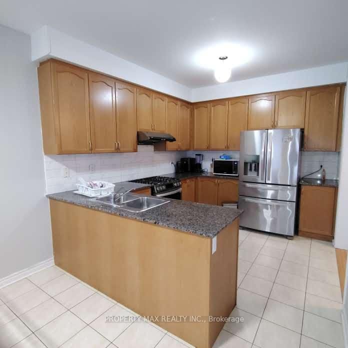 Detached House for sale at 1517 Dusty Drive, Pickering, Ontario, L1X 0C8 - Duffin Heights - MLS: E12584134