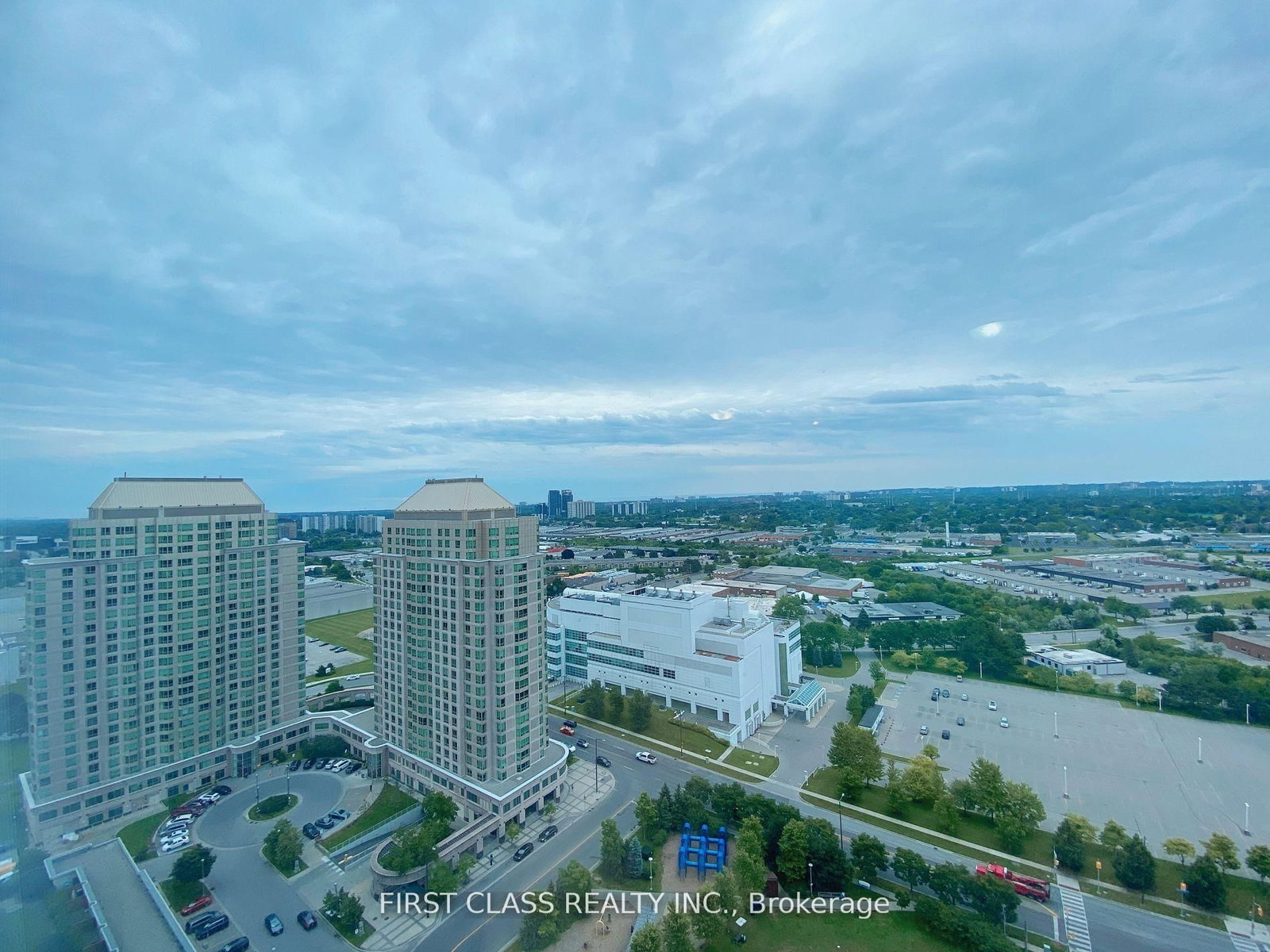 Condo for lease at 3006-36 Lee Centre Drive, Toronto, Ontario, M1H 3K2 - Woburn - MLS: E12586012