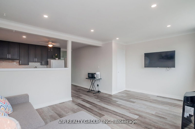 unit 2 - 2626 Eglinton Ave E, Toronto, M1K 2S3 | Image 2