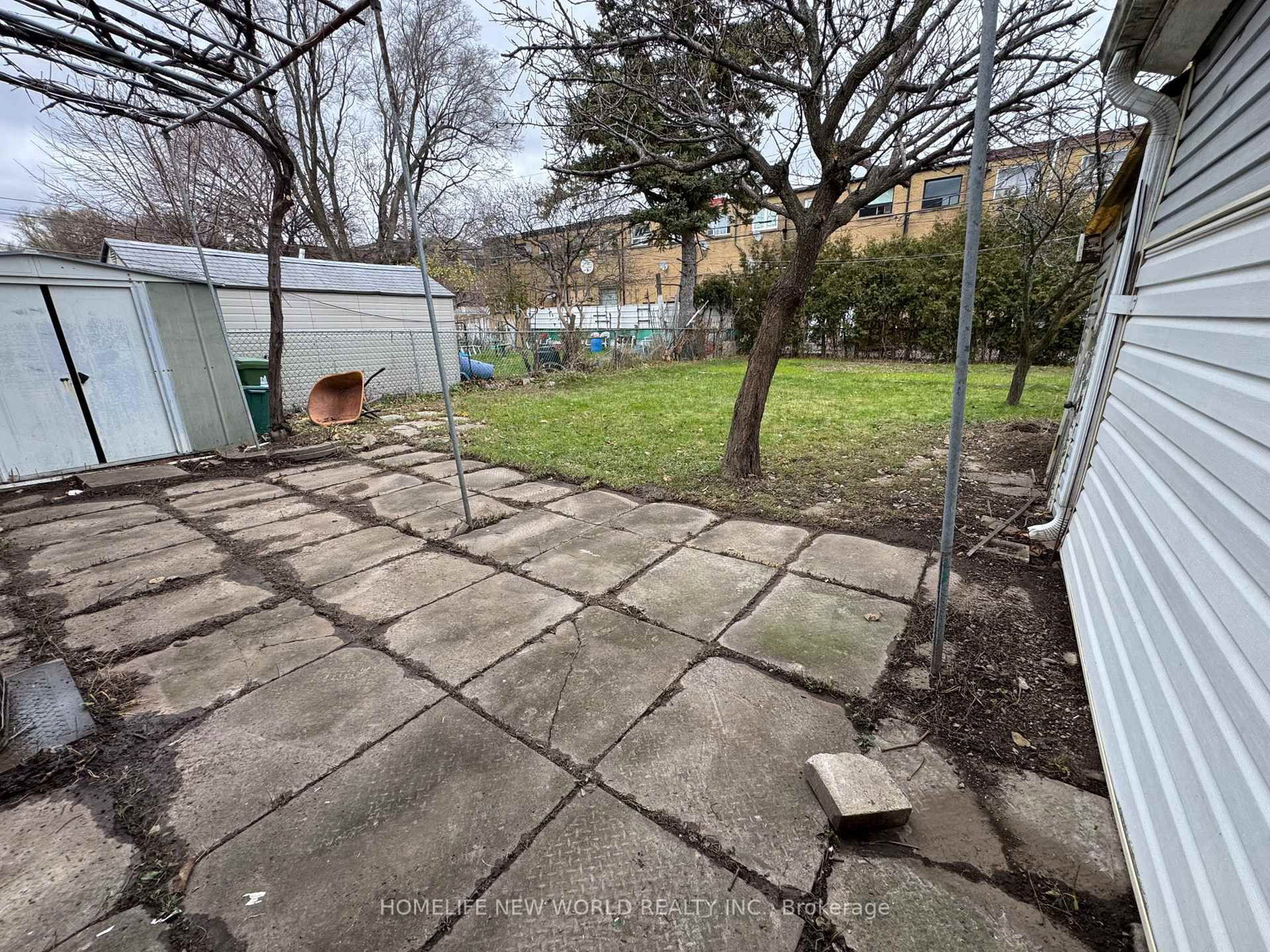 Listing Image 43