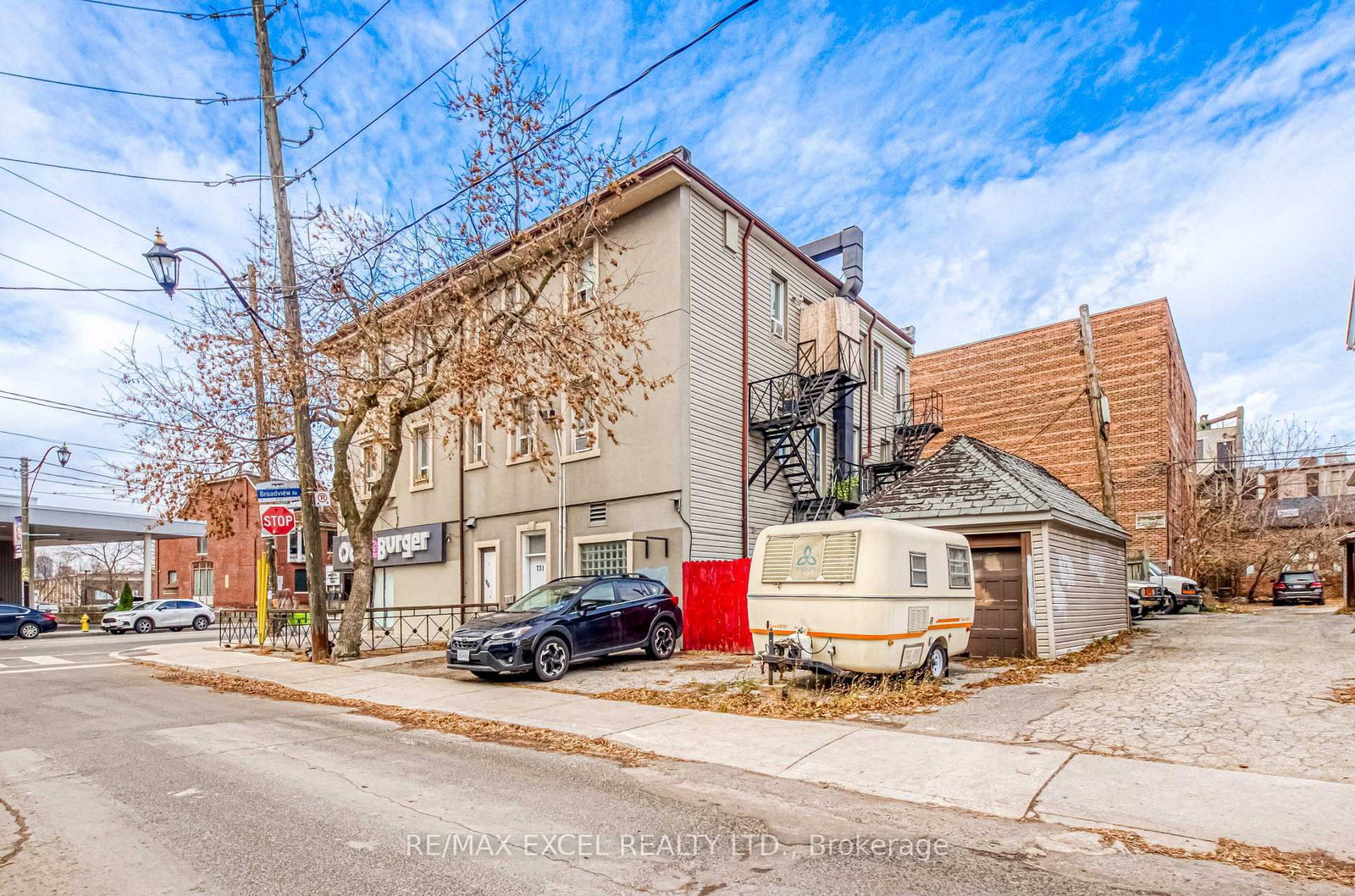 731 Broadview Avenue - Photo 9