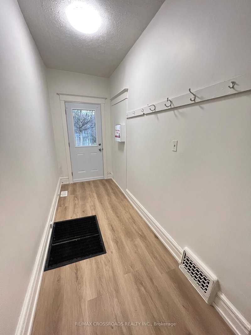 UNIT 1 - 82 Curzon St, Toronto, M4M 3B4 | Image 2