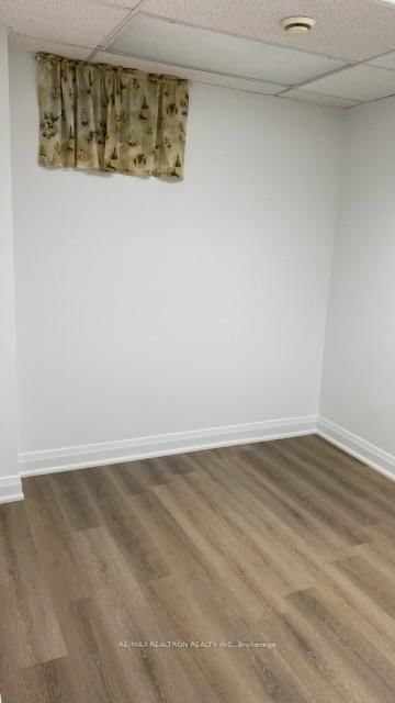 Room1