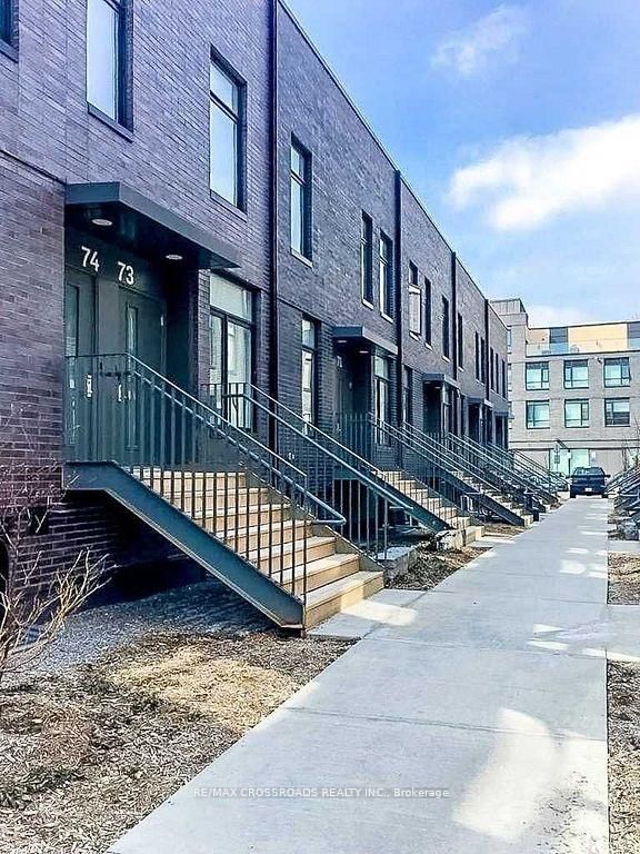 73-1 - 1760 Simcoe St N, Oshawa, L1G 0C3 | Image 3