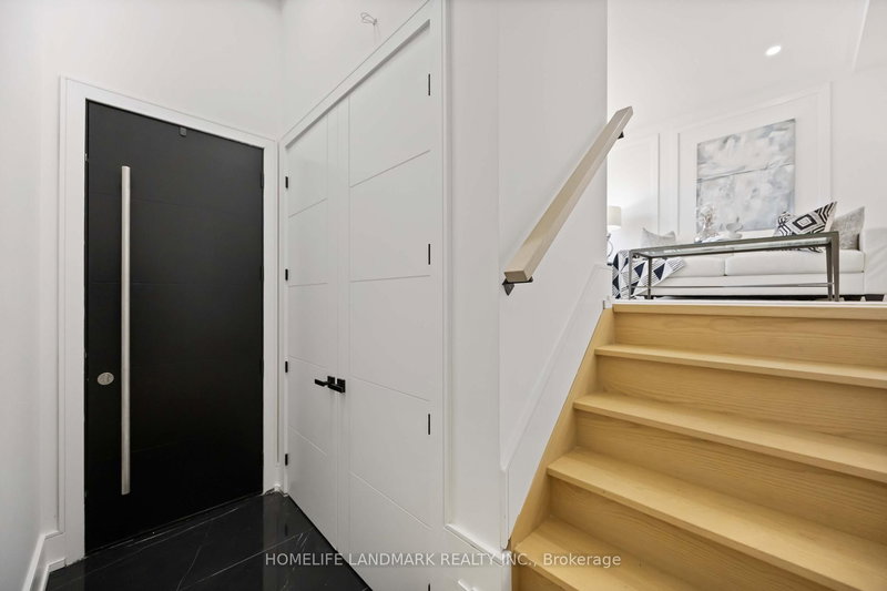 70 Granger Ave, Toronto, M1K 3L3 | Image 2