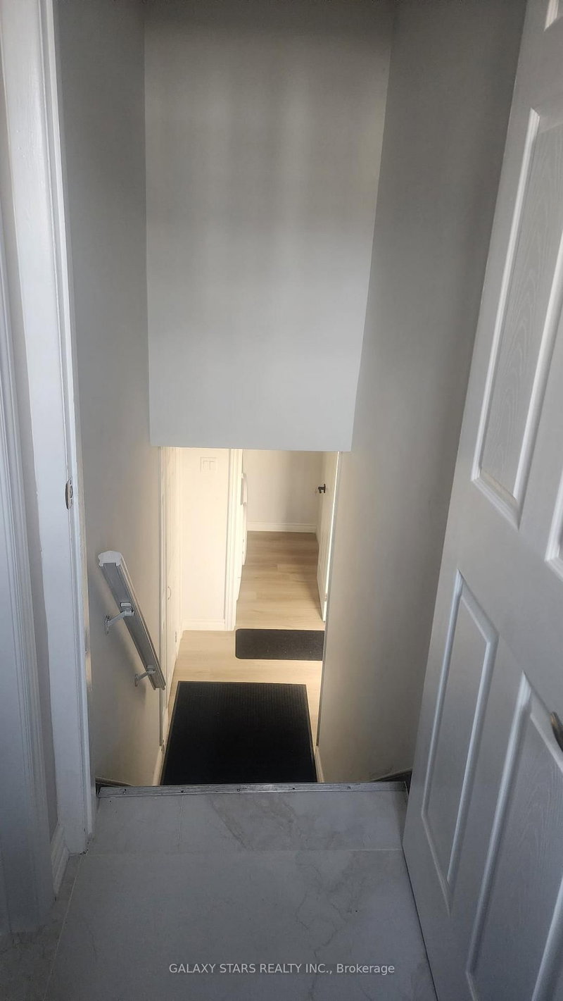 Bsmnt - 39 Lawrie Rd, Ajax, L1S 3A1 | Image 3