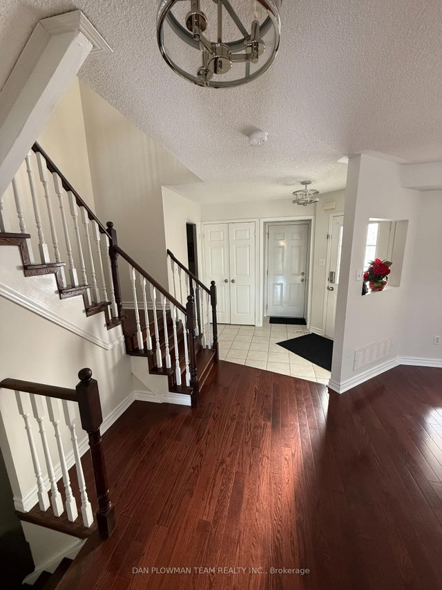 1596 Fieldgate Drive