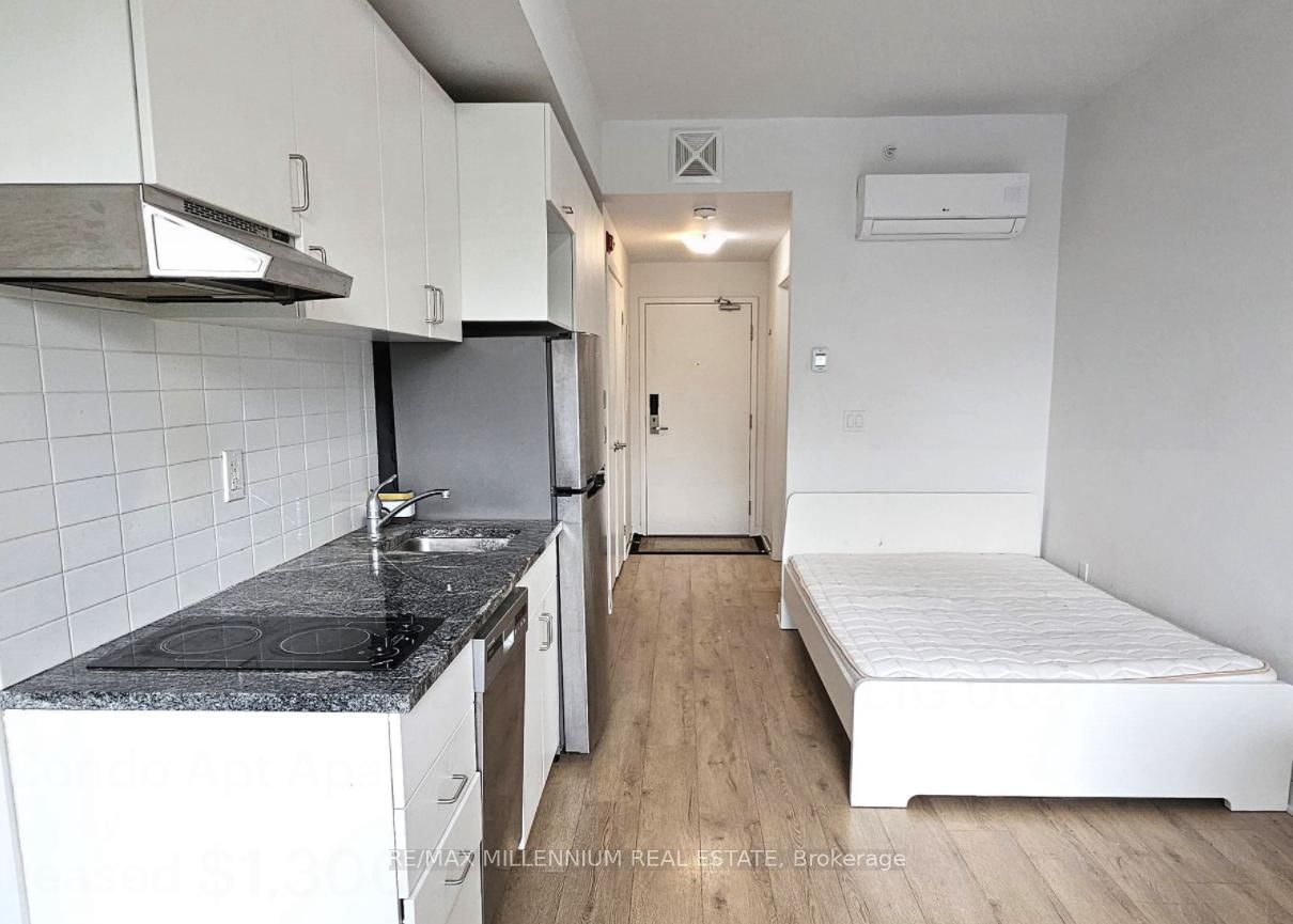 1800 Simcoe Street E, Unit 208 - Photo 11