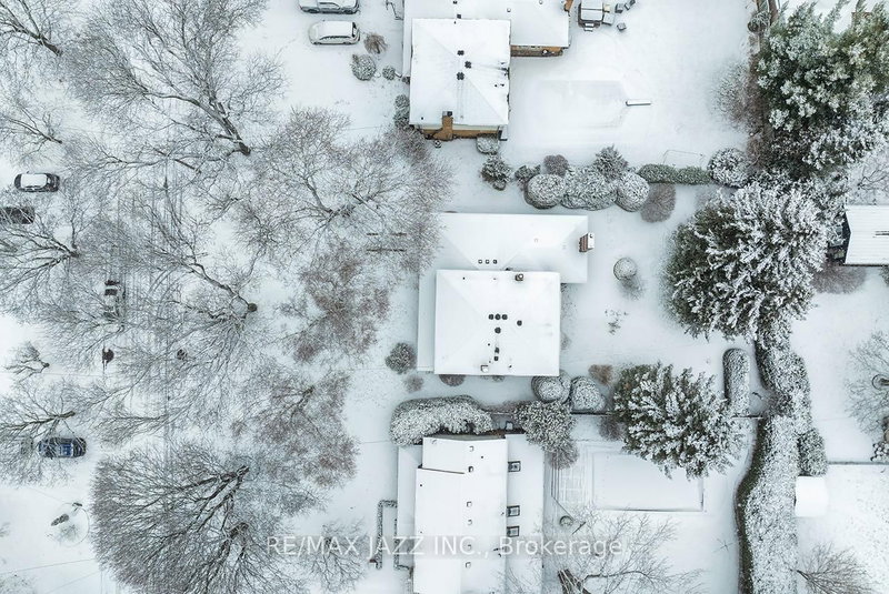 233 Wellington St, Whitby, L1N 5L7 | Image 3