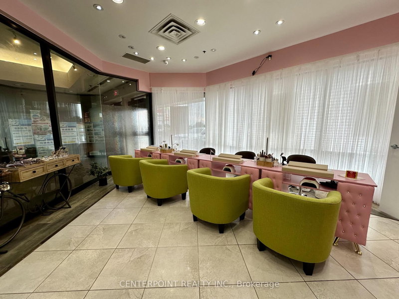 16 - 19 Milliken Blvd, Toronto, M1V 2R4 | Image 3