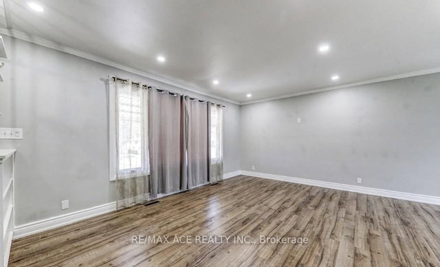 Main - 482 Nipigon Street