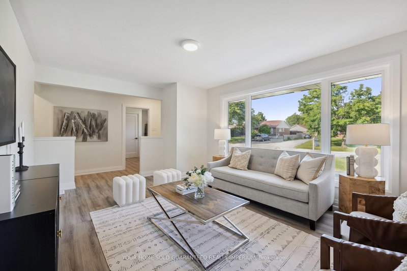 752 Glenforest St, Oshawa, L1J 5E8 | Image 3