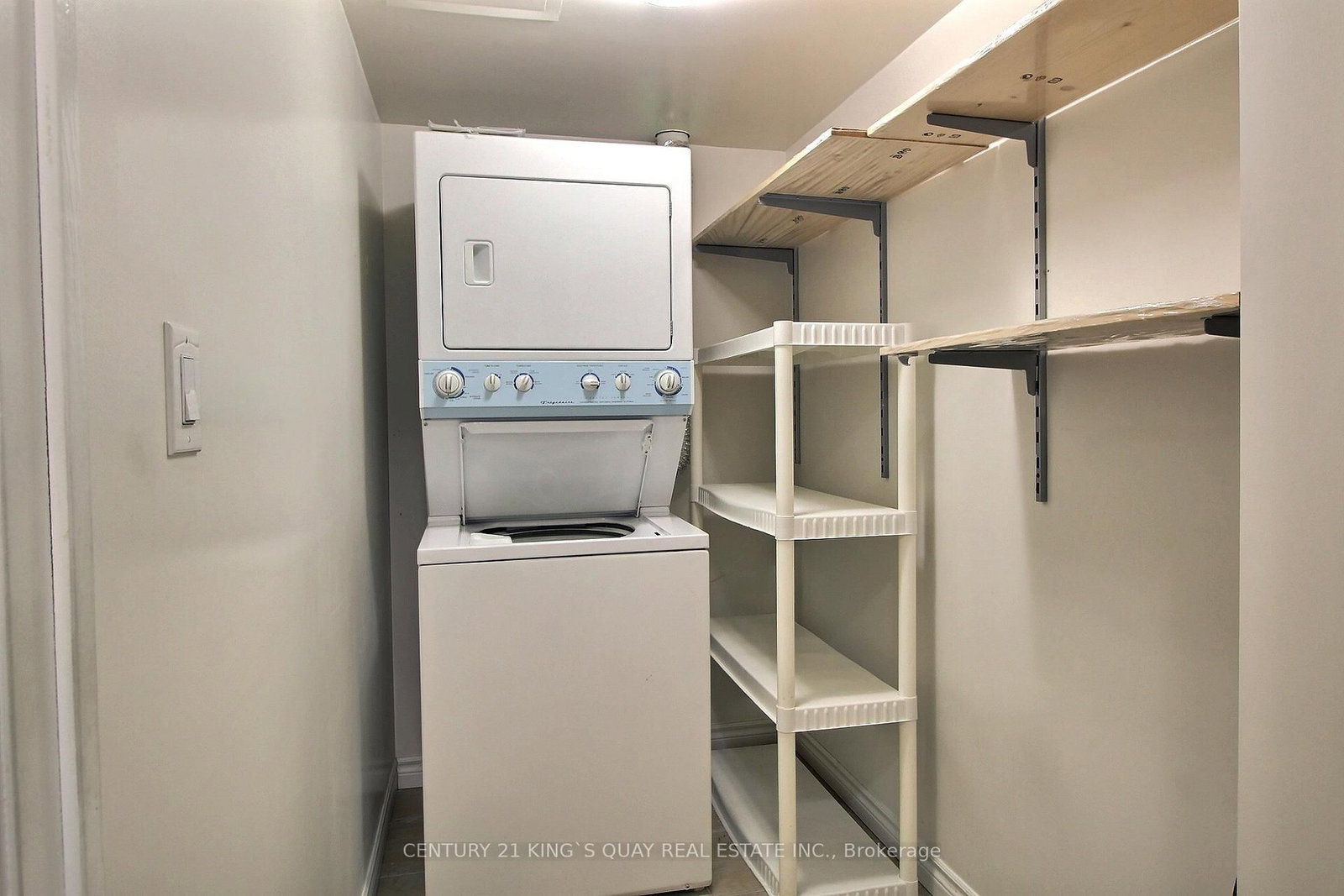 2020 Mcnicoll Toronto,ON M1V 0B5 — Photo 12