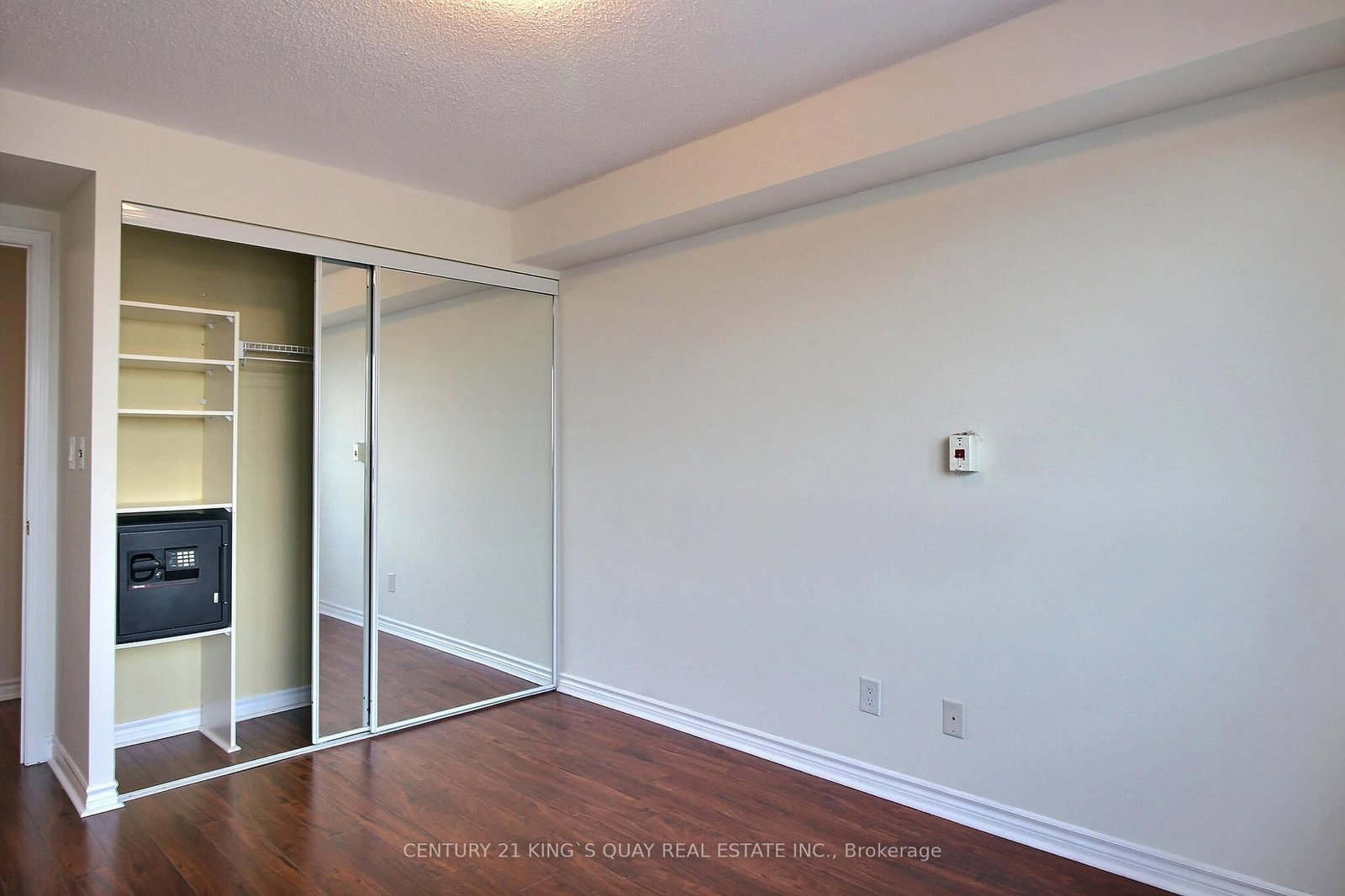 2020 Mcnicoll Toronto,ON M1V 0B5 — Photo 9