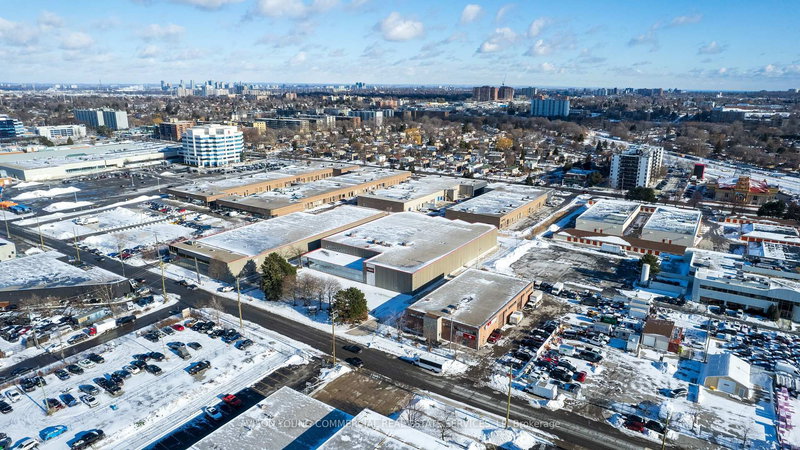 111 Sinnott Rd, Toronto, M1L 4S6 | Image 2