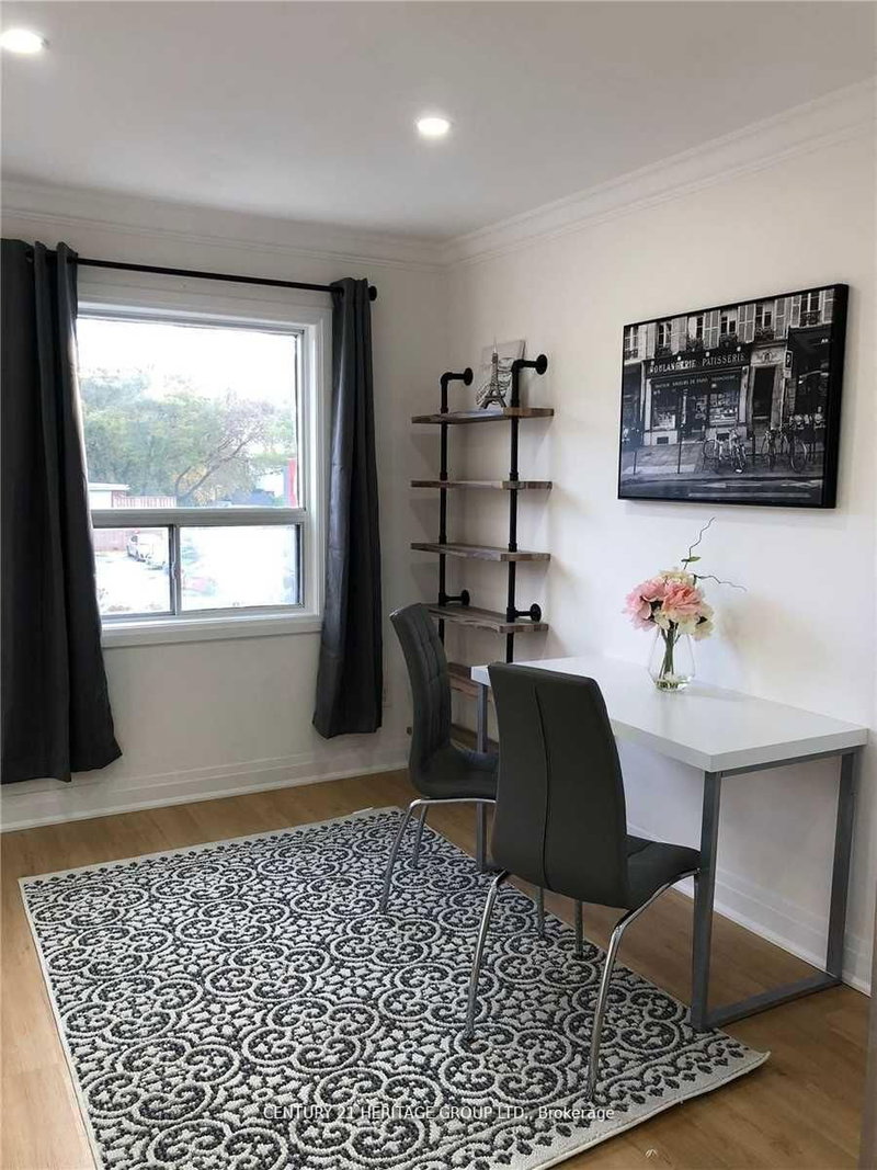 1 - 1710 Danforth Ave, Toronto, M4C 1H8 | Image 2