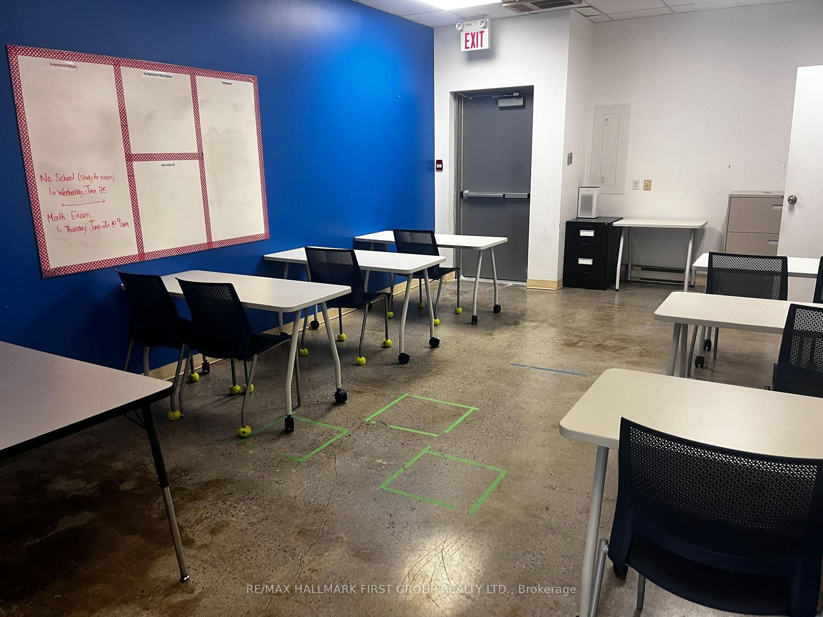 209 Dundas Street E, Unit #1-4 - Photo 17