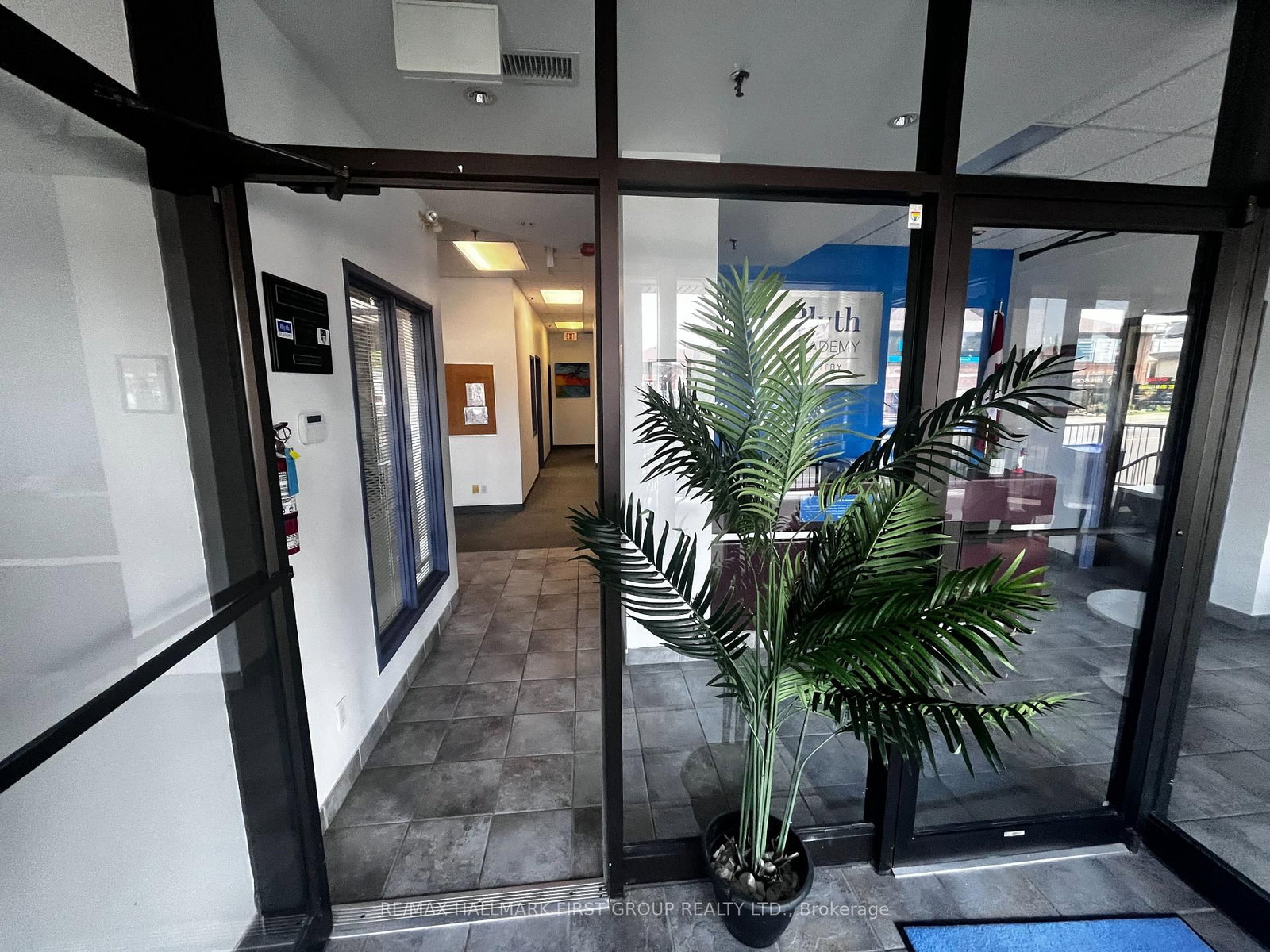 209 Dundas Street E, Unit #1-4 - Photo 2