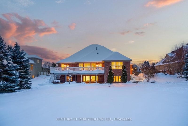 19 Wilson House Dr, Whitby, L0B 1A0 | Image 2