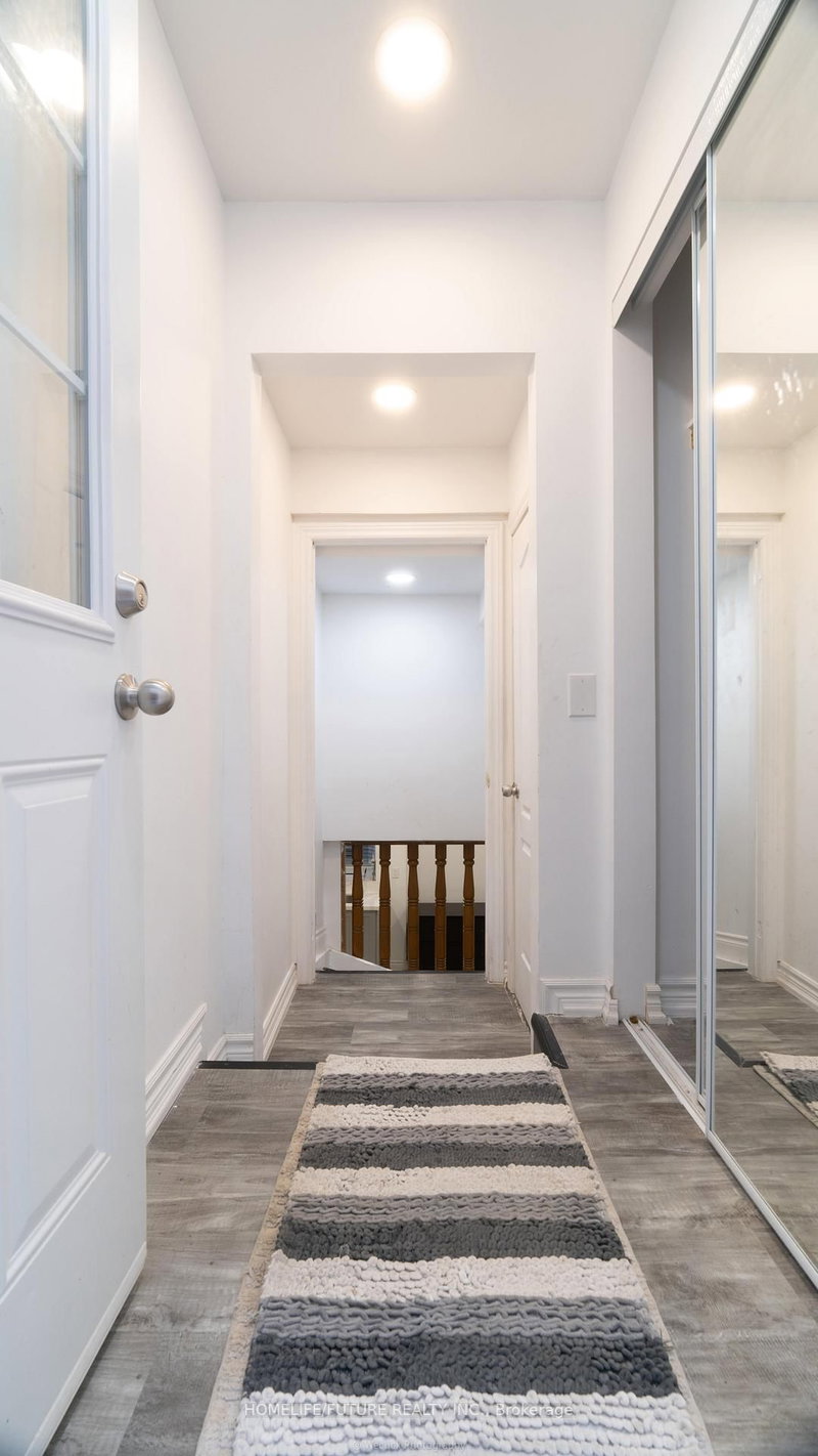 Bsmt - 72 Sandford Cres, Whitby, L1R 2S1 | Image 2