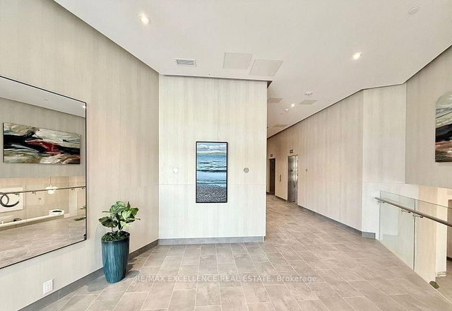 525 - 2 Manderley Drive