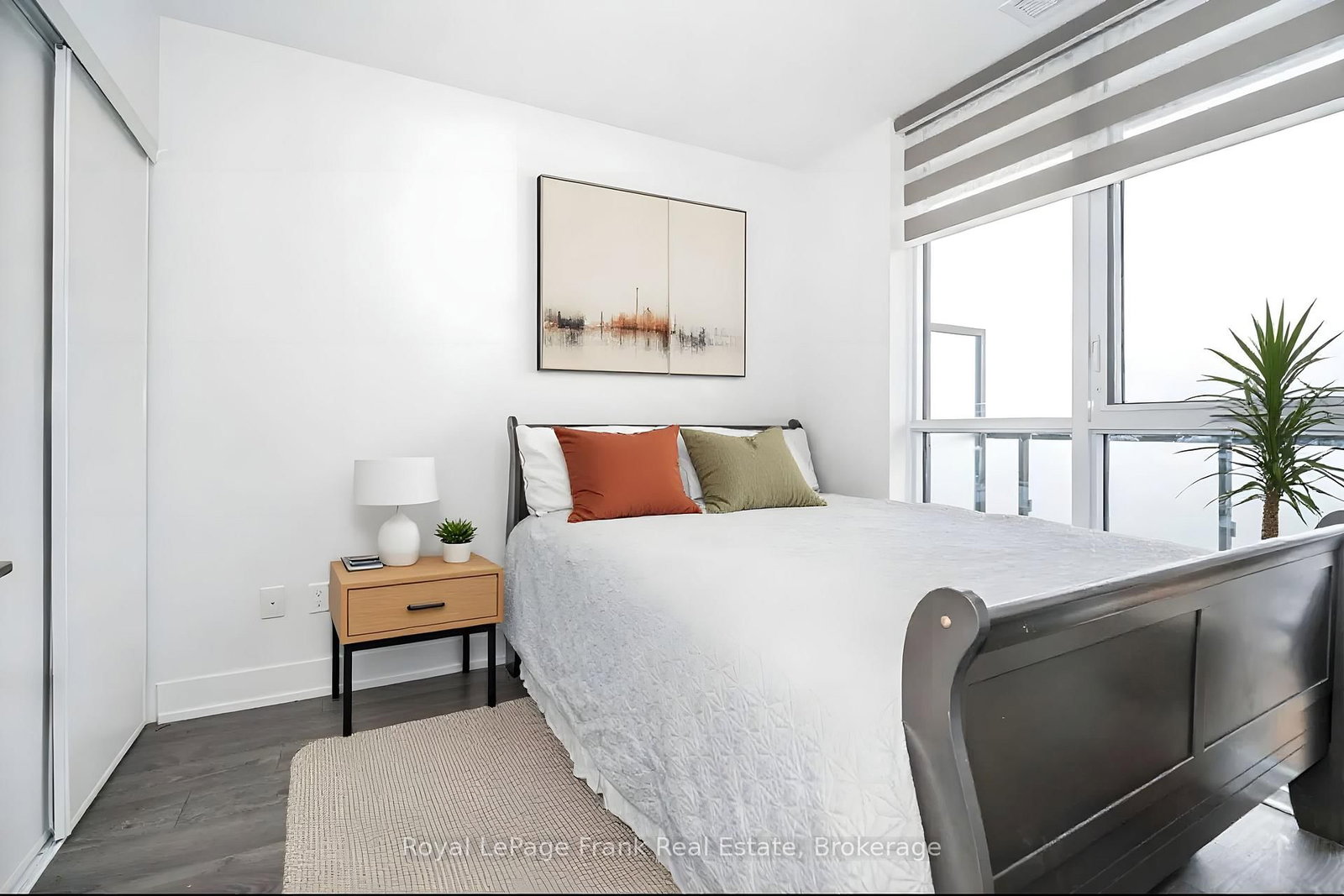 2550 Simcoe Street N, Unit 718 - Photo 18