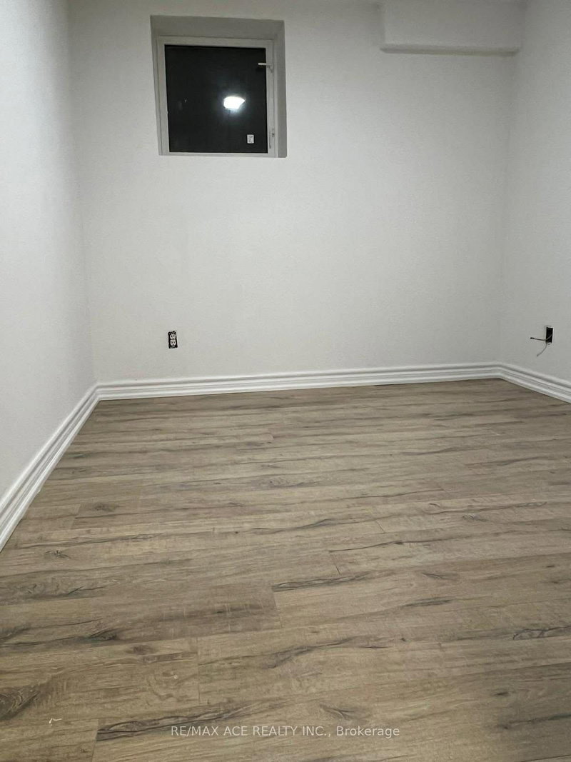 BSMT - 161 Heale Ave, Toronto, M1N 3Y2 | Image 2