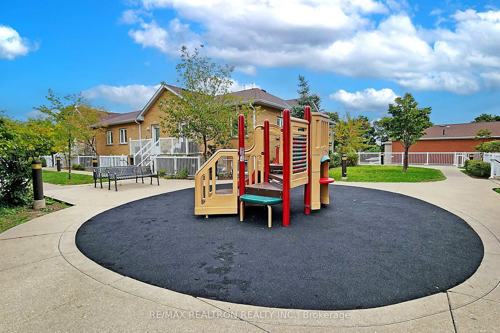 Townhouse for sale at 106-1795 Markham Road, Toronto, Ontario, M1B 2Z7 - Malvern - MLS: E12644730