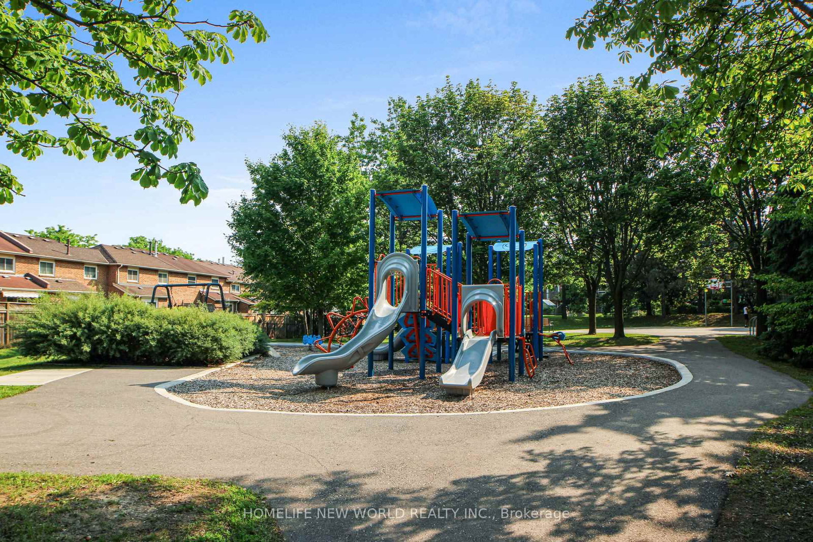 711 Rossland Road E, Unit 706 - Photo 37