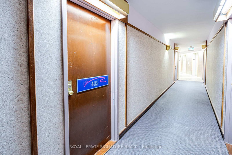 405 - 150 Alton Towers Circ, Toronto, M1V 4X7 | Image 3