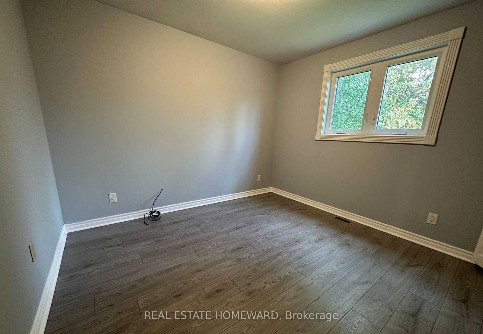 511 Harris Court, Unit Main - Photo 9