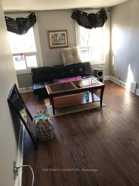 430 simcoe St S, Oshawa, L1H 4J6 | Image 3