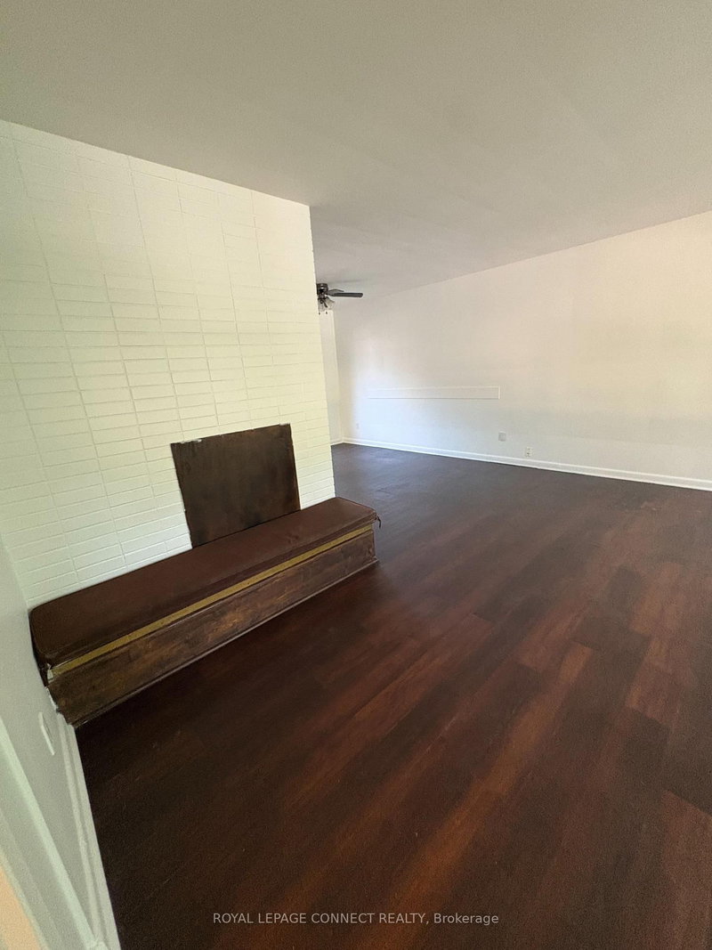 4130 Lawrence Ave E, Toronto, M1E 2R8 | Image 3