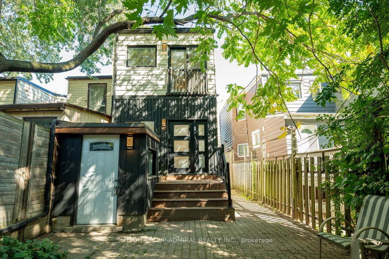Bsmt - 70 Carlaw Ave, Toronto, M4M 2R7 | Image 3