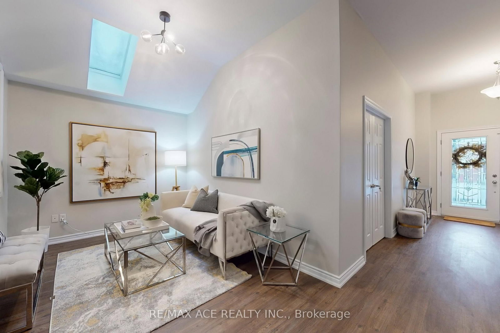 Detached House sold at 66 William Jose Court, Clarington, Ontario, L1B 1N7 - Newcastle - MLS: E12651978