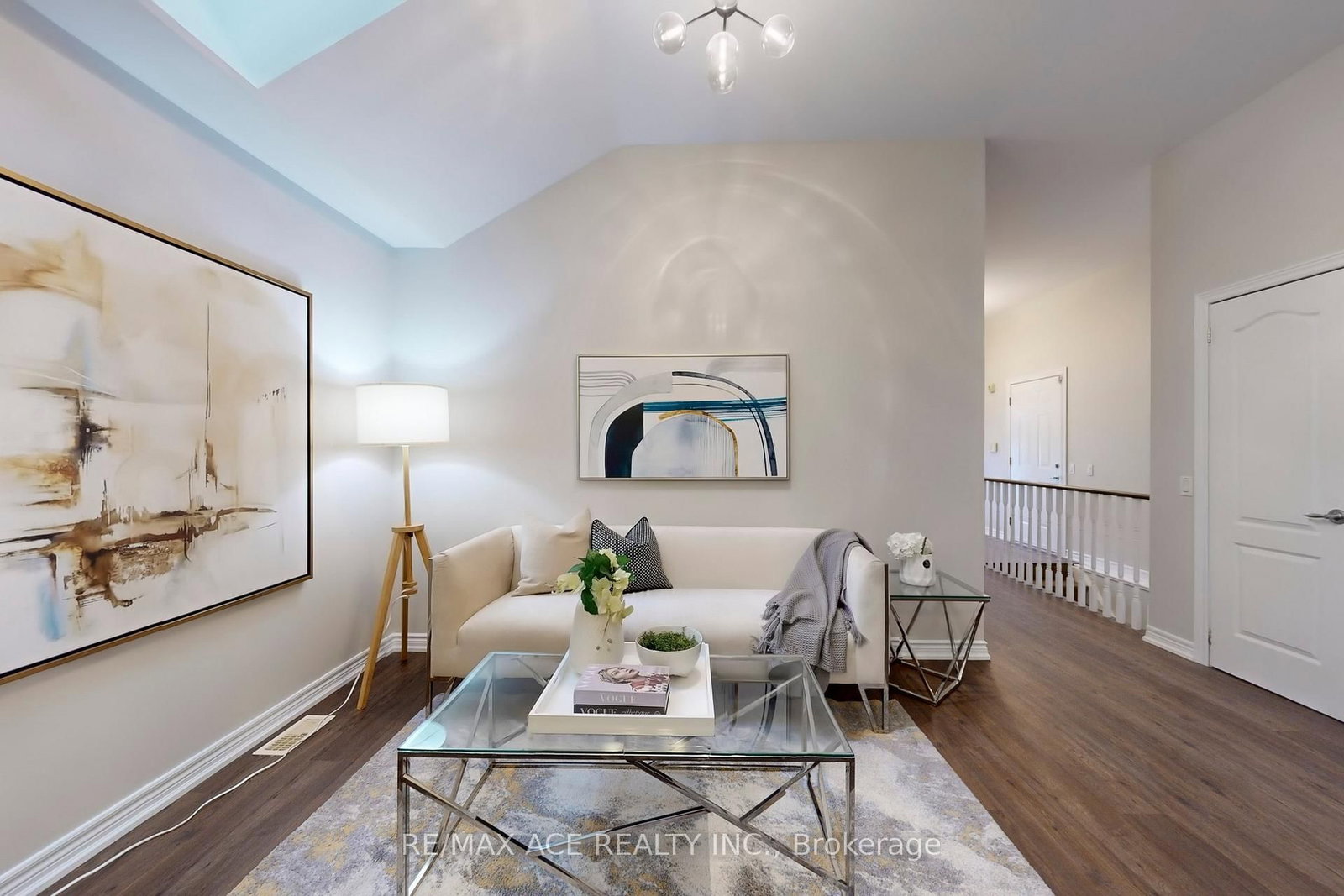 Detached House sold at 66 William Jose Court, Clarington, Ontario, L1B 1N7 - Newcastle - MLS: E12651978