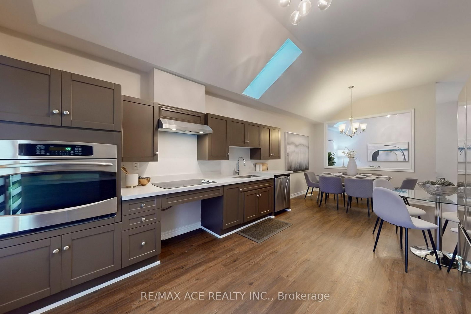 Detached House sold at 66 William Jose Court, Clarington, Ontario, L1B 1N7 - Newcastle - MLS: E12651978