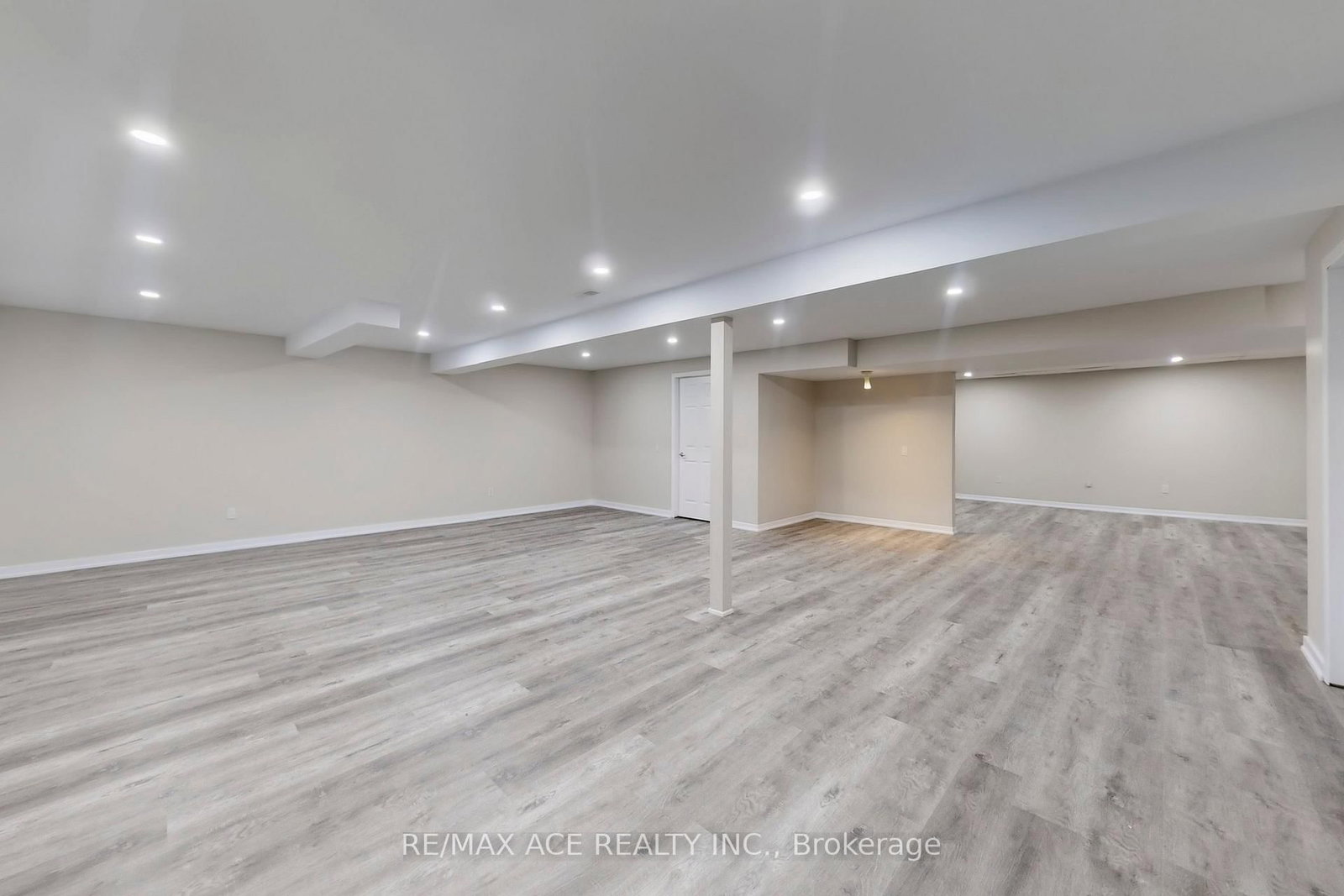 Detached House sold at 66 William Jose Court, Clarington, Ontario, L1B 1N7 - Newcastle - MLS: E12651978