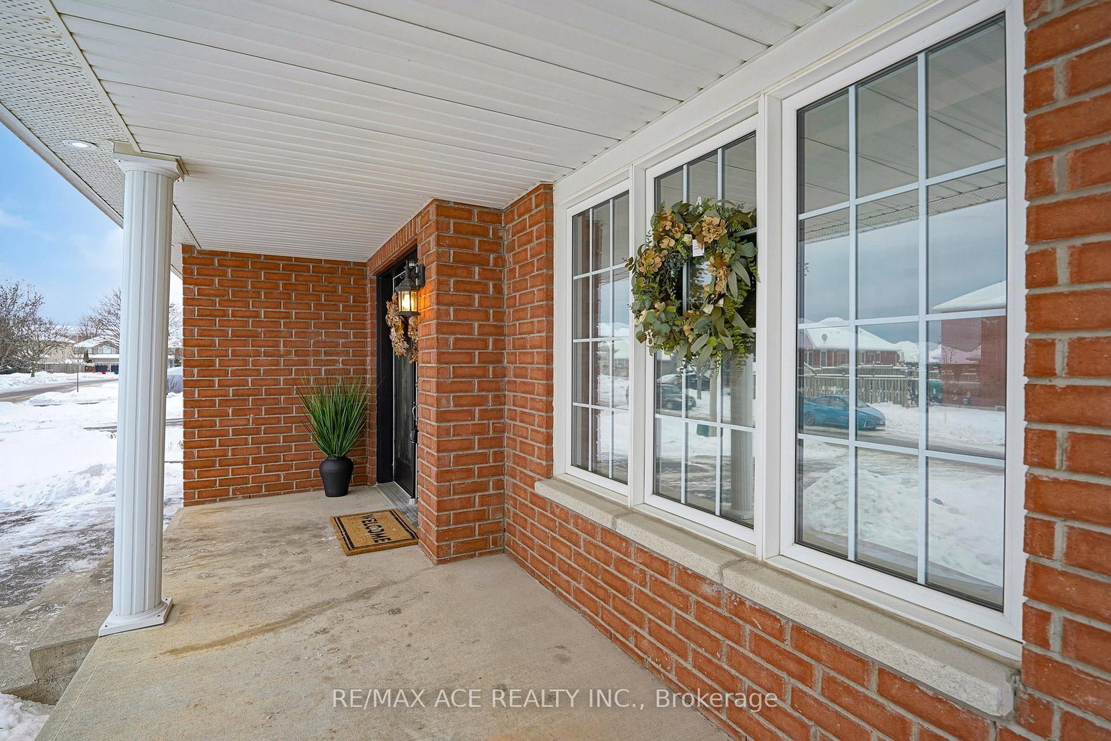 Detached House sold at 66 William Jose Court, Clarington, Ontario, L1B 1N7 - Newcastle - MLS: E12651978