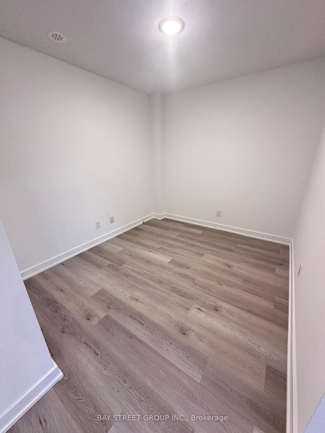 4 - 1475 O'Connor Drive