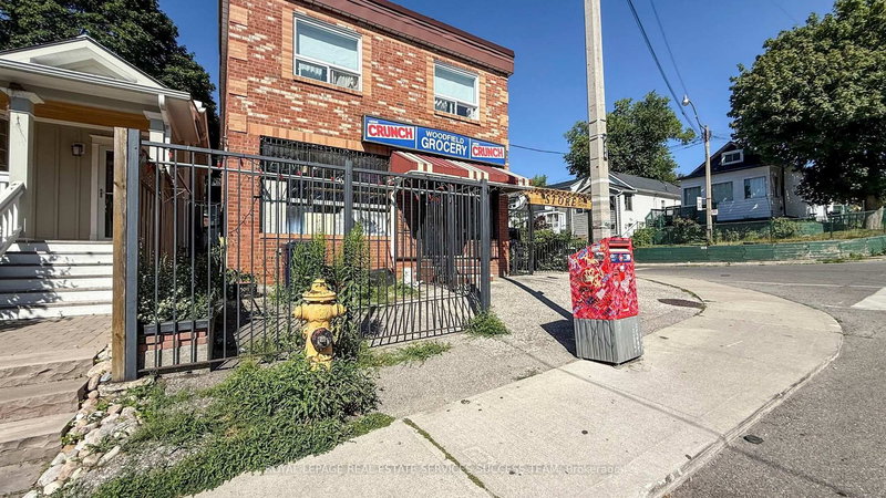 404 Woodfield Rd, Toronto, M4L 2X1 | Image 3